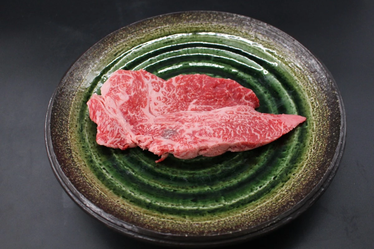 【現品限り】近江牛訳あり塊肉330ｇ