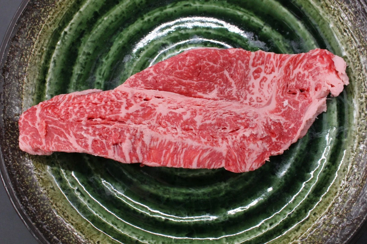 【現品限り】近江牛訳あり塊肉340ｇ