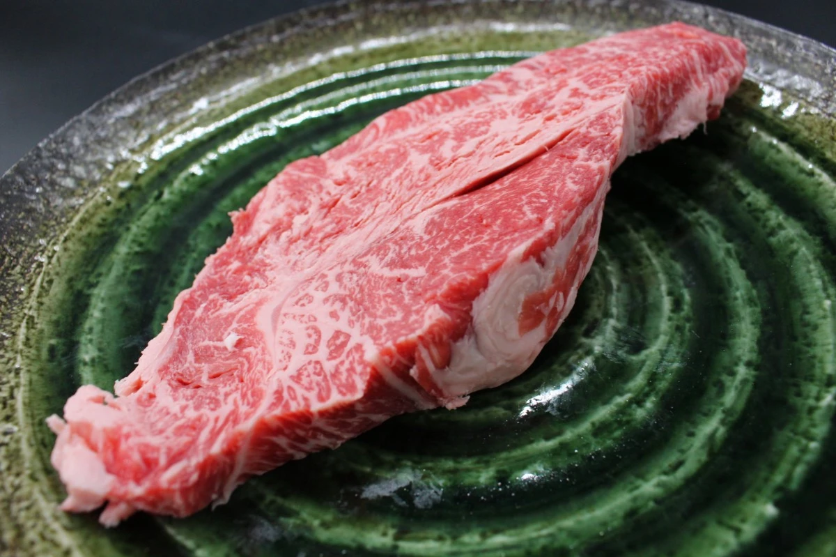 【現品限り】近江牛訳あり塊肉340ｇ
