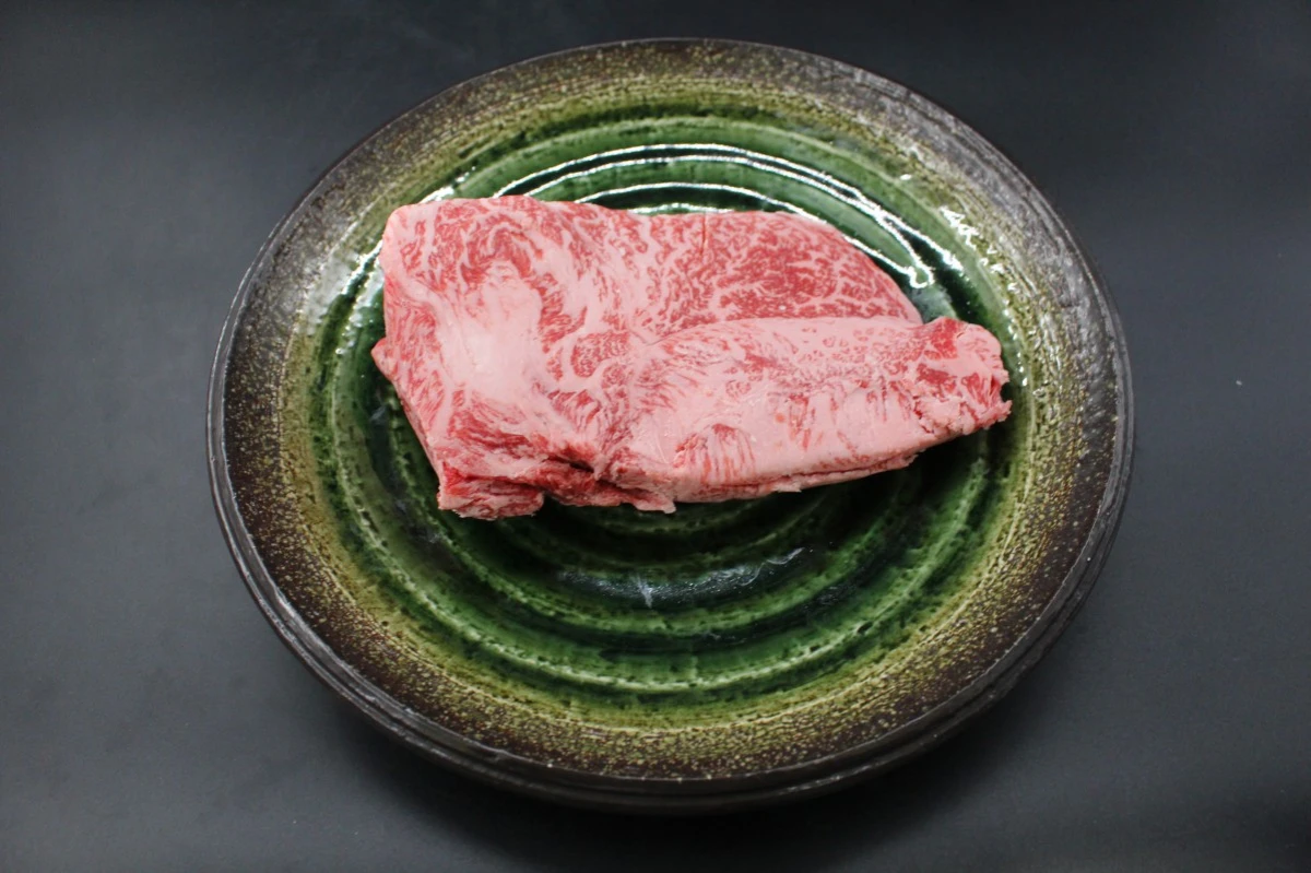 【現品限り】近江牛訳あり塊肉580ｇ