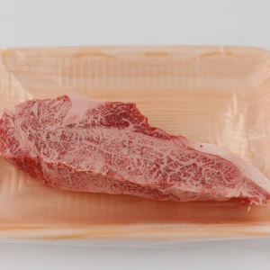 【不定期訳あり】近江牛かたまり肉400g【ステーキ・ローストビーフに！】