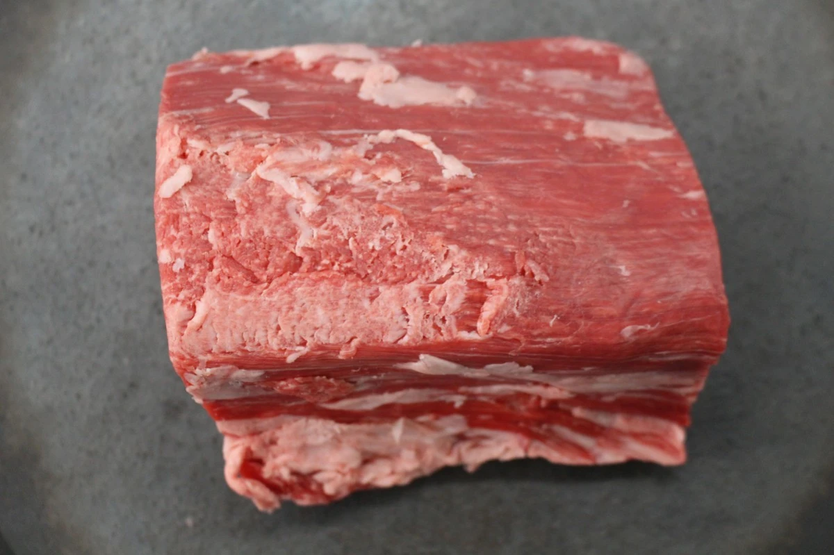 【現品限り】近江牛ヒレ シャトーブリアン塊肉649ｇ