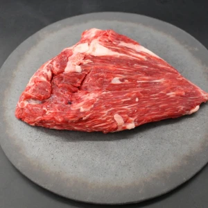 【現品限り】近江牛三角バラ塊肉543g　【煮込み用】