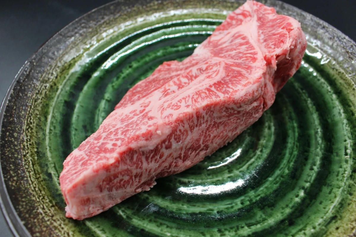 【現品限り】近江牛訳あり塊肉550ｇ