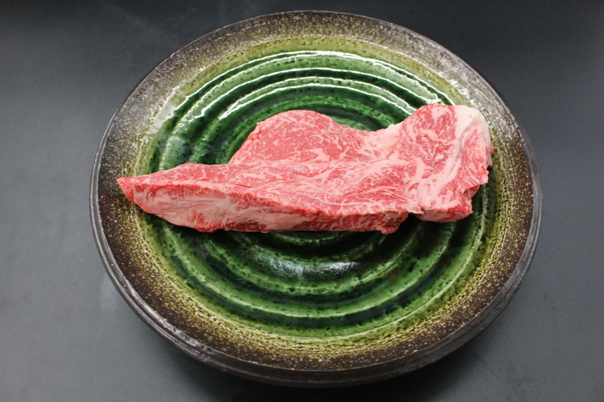 【現品限り】近江牛訳あり塊肉470ｇ