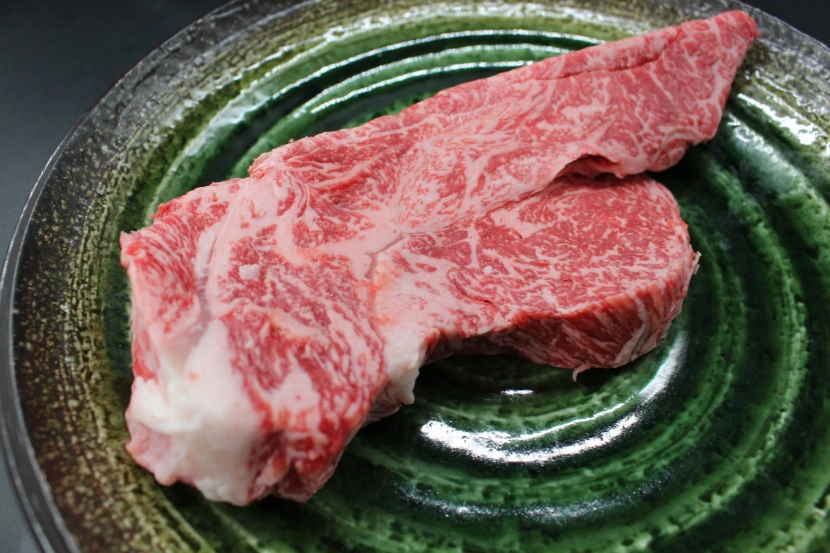 【現品限り】近江牛訳あり塊肉470ｇ