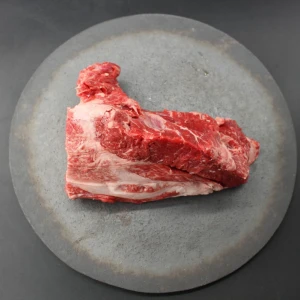 【肉の日】近江牛ネック塊肉717g【煮込み用】