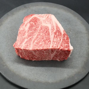 【肉の日】近江牛クラシタ塊肉614g【別名：かたロース】