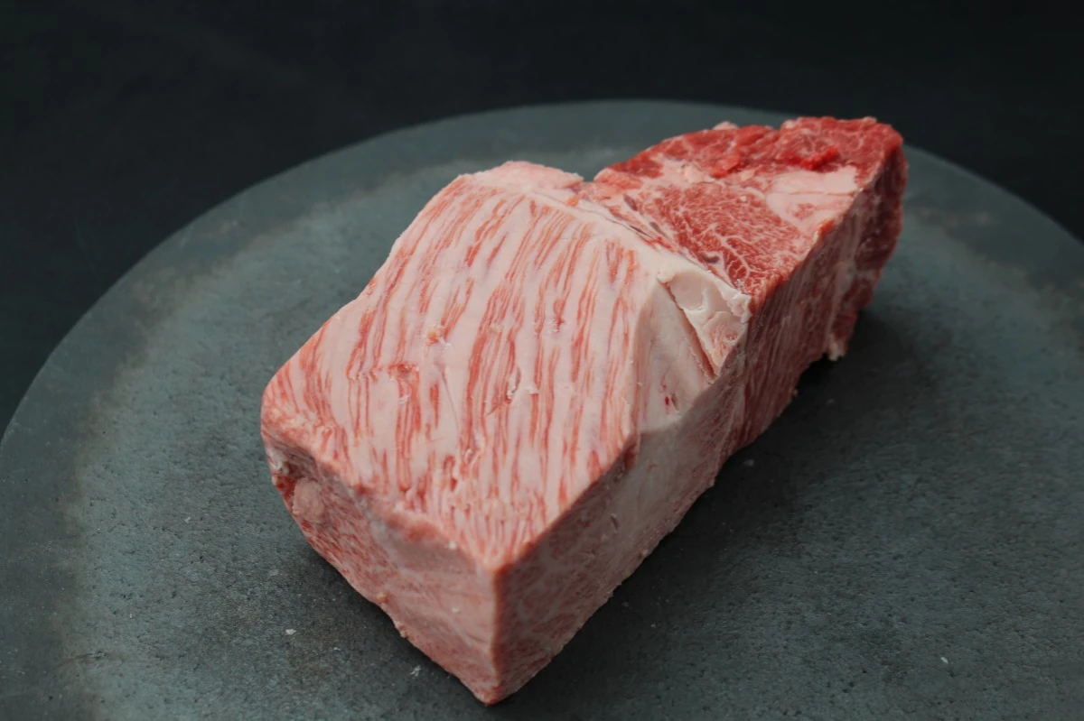 【肉の日】近江牛ザブトン塊肉513g【超希少・高級部位】