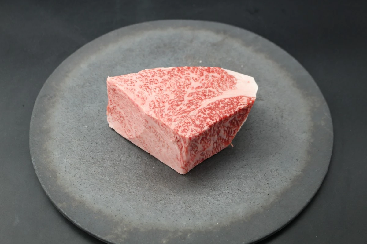 【肉の日】近江牛ザブトン塊肉470g【超希少・高級部位】