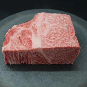 【肉の日】近江牛ザブトン塊肉691g【超希少・高級部位】