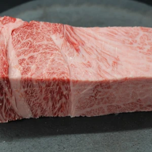 【肉の日】近江牛ザブトン塊肉569g【超希少・高級部位】