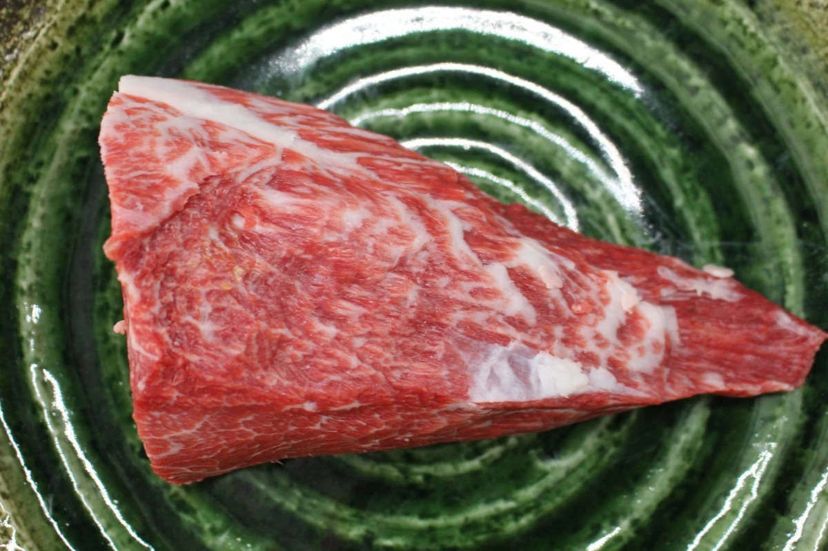 【いい肉の日】近江牛希少部位とうがらし塊肉447g【ローストビーフに！】