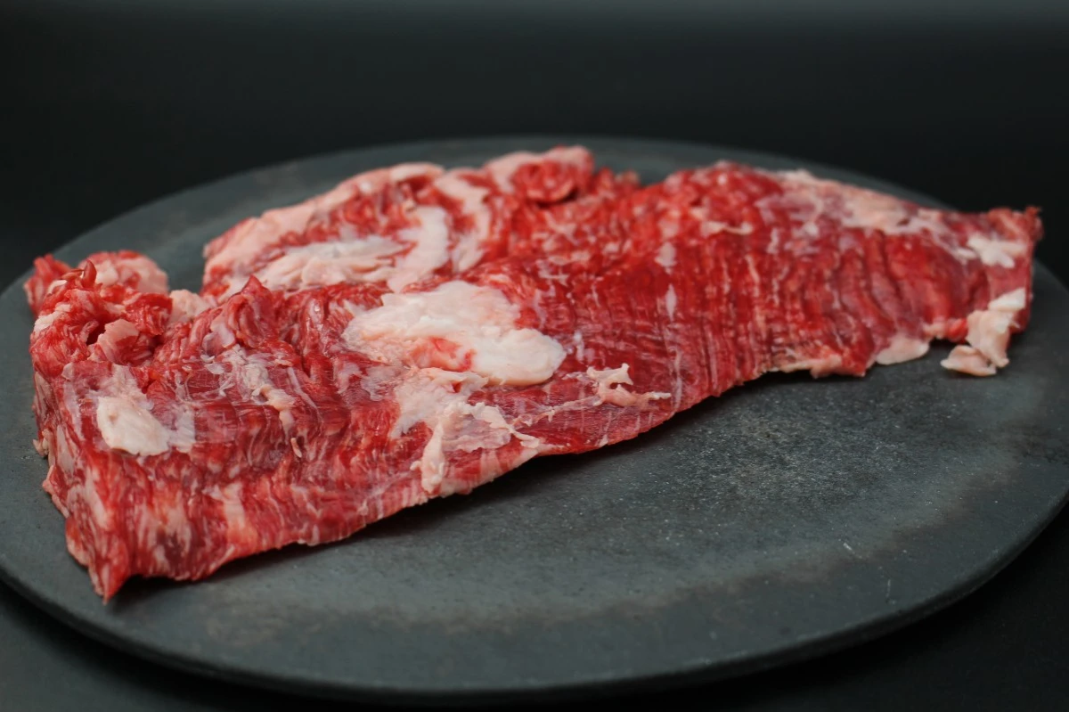 【肉の日】近江牛インサイドスカート(バラ)塊肉458g【希少部位】