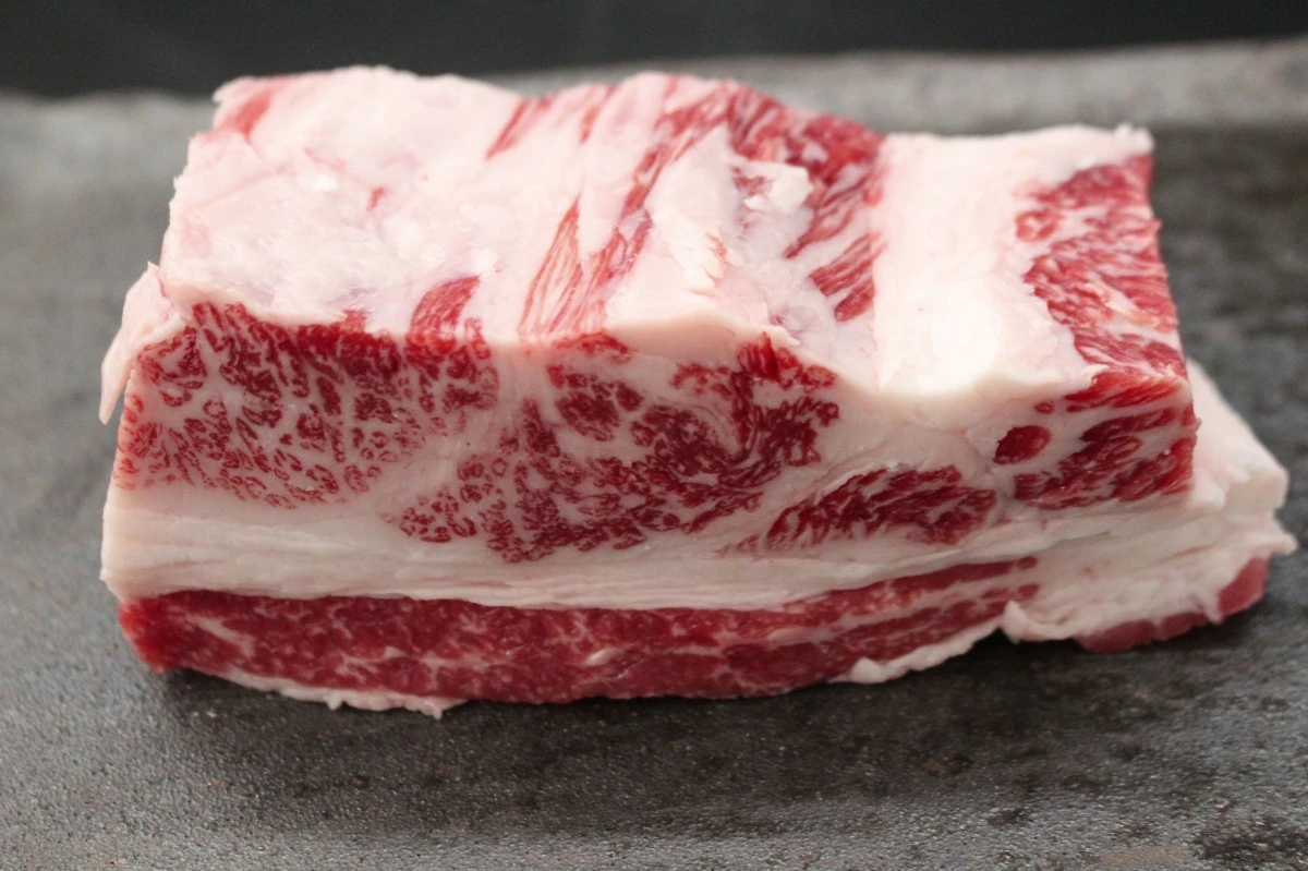 【肉の日】近江牛特上バラ塊肉463g【希少部位】