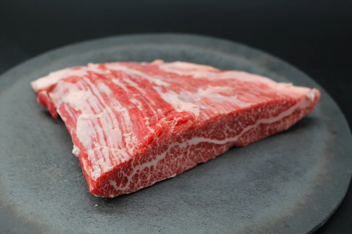 【肉の日】近江牛フランク(バラ)塊肉478g【希少部位】