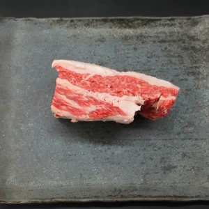 【肉の日】近江牛バラ塊肉377g【希少部位】