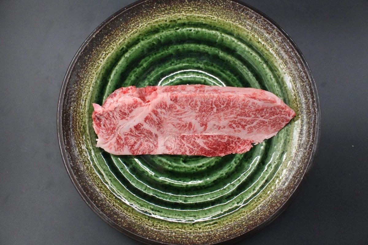 【現品限り】近江牛訳あり塊肉430ｇ