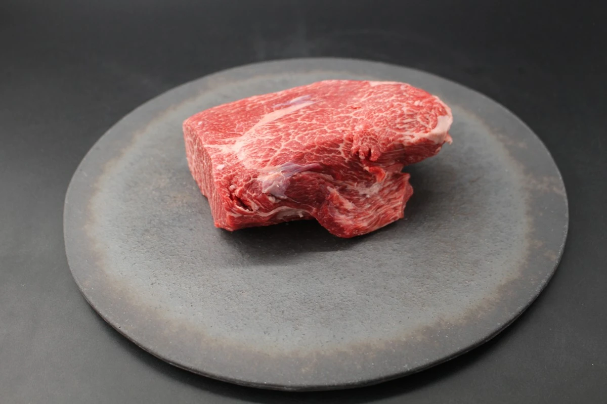 近江牛希少部位とうがらし塊肉517g【ローストビーフに！】