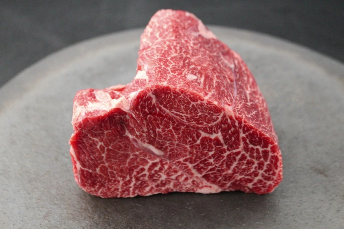 近江牛希少部位とうがらし塊肉515g【ローストビーフに！】