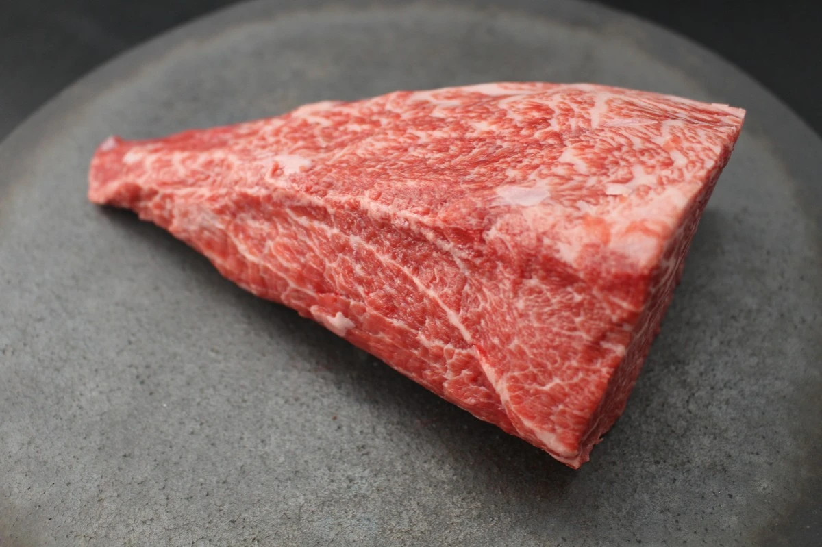 近江牛希少部位とうがらし塊肉539g【ローストビーフに！】