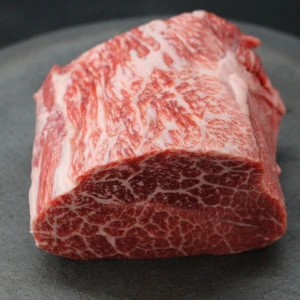 近江牛希少部位とうがらし塊肉583g【ローストビーフに！】