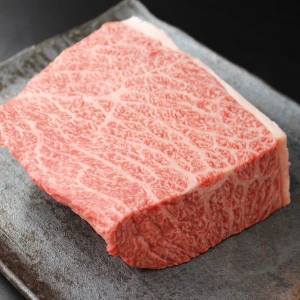 【おうみ肉の日】近江牛ナカニク塊肉789g【ローストビーフにオススメ】