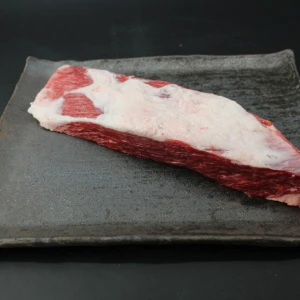 近江牛ヒラカワ塊肉457g【煮込み料理にオススメ】