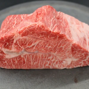 【現品限り】近江牛ミスジ塊肉 492g【希少部位】