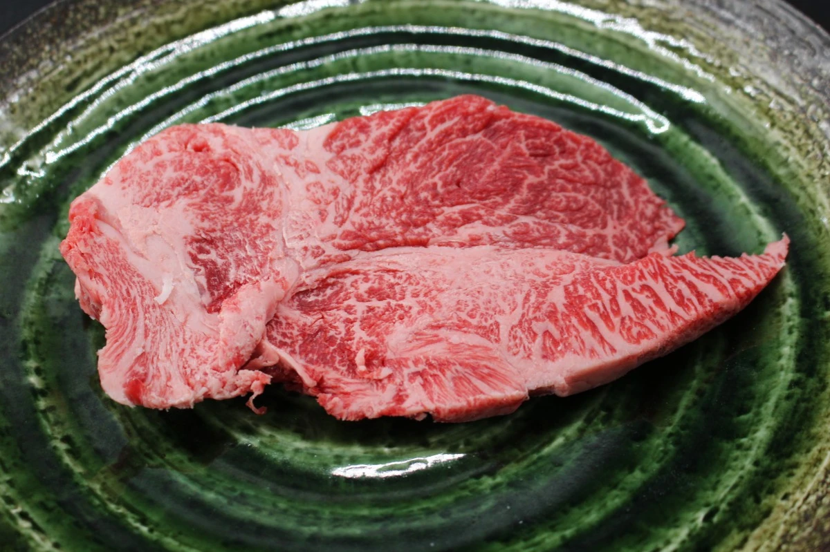 【現品限り】近江牛訳あり塊肉230ｇ