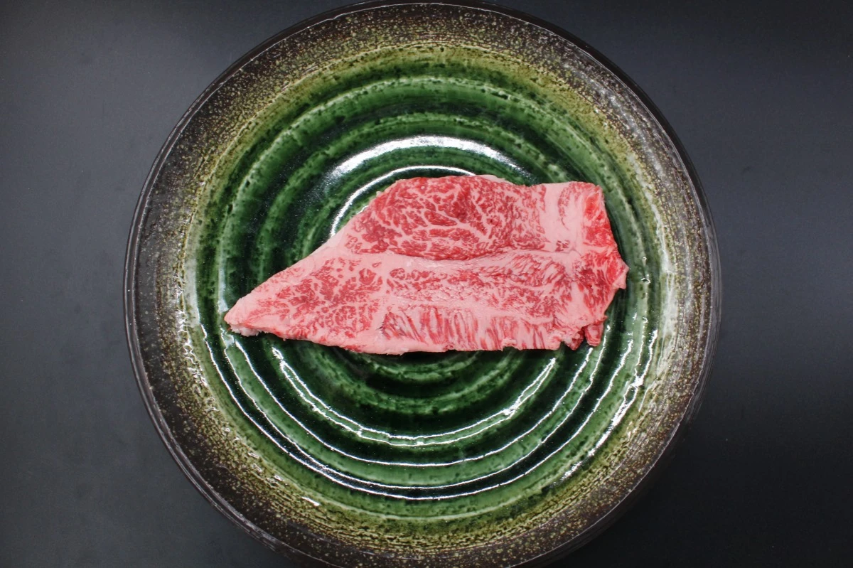 【現品限り】近江牛訳あり塊肉210ｇ