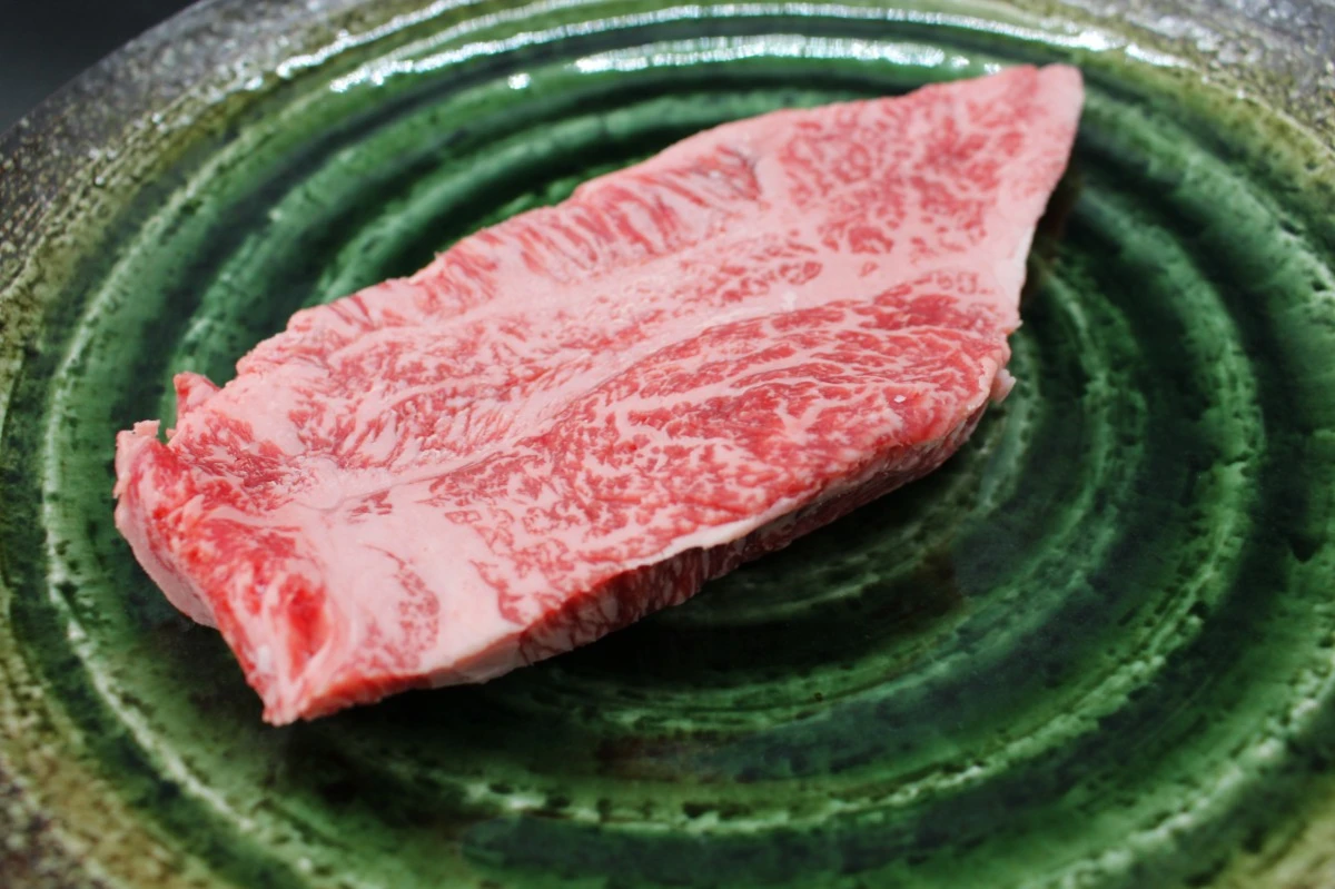 【現品限り】近江牛訳あり塊肉210ｇ