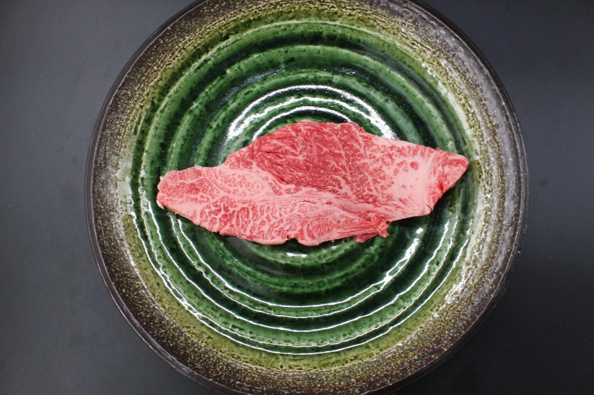 【現品限り】近江牛訳あり塊肉190ｇ※小さめ