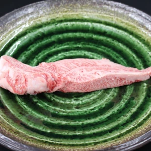 【訳あり】近江牛塊肉190ｇ【バーベキューにオススメ】