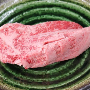 【訳あり】近江牛塊肉380ｇ【バーベキューにオススメ】