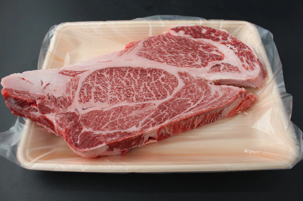 【おうみ肉の日】近江牛リブサイド大判ステーキ701ｇ