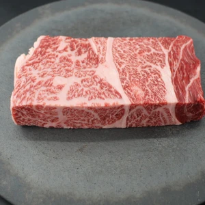 近江牛ザブトン塊肉470g【超希少・高級部位】
