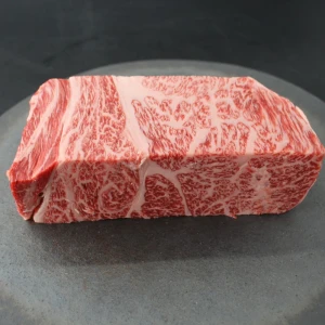 近江牛ザブトン塊肉627g【超希少・高級部位】
