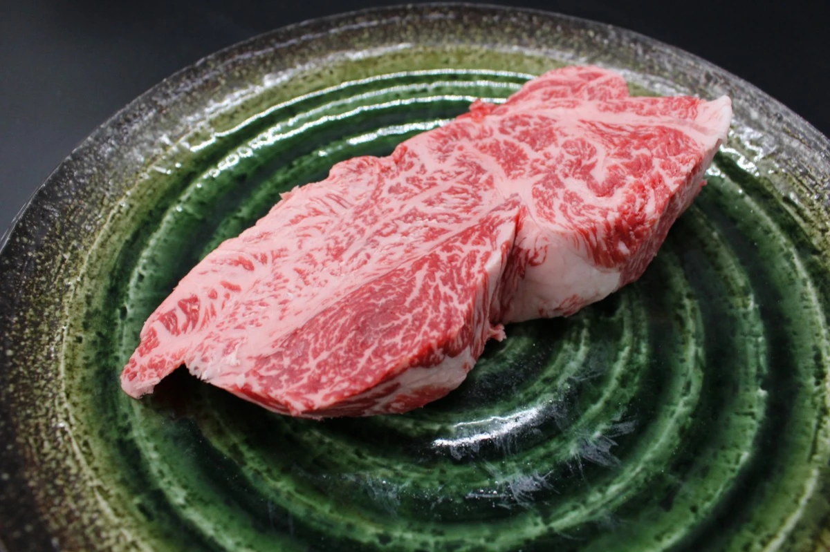 【現品限り】近江牛訳あり塊肉410ｇ