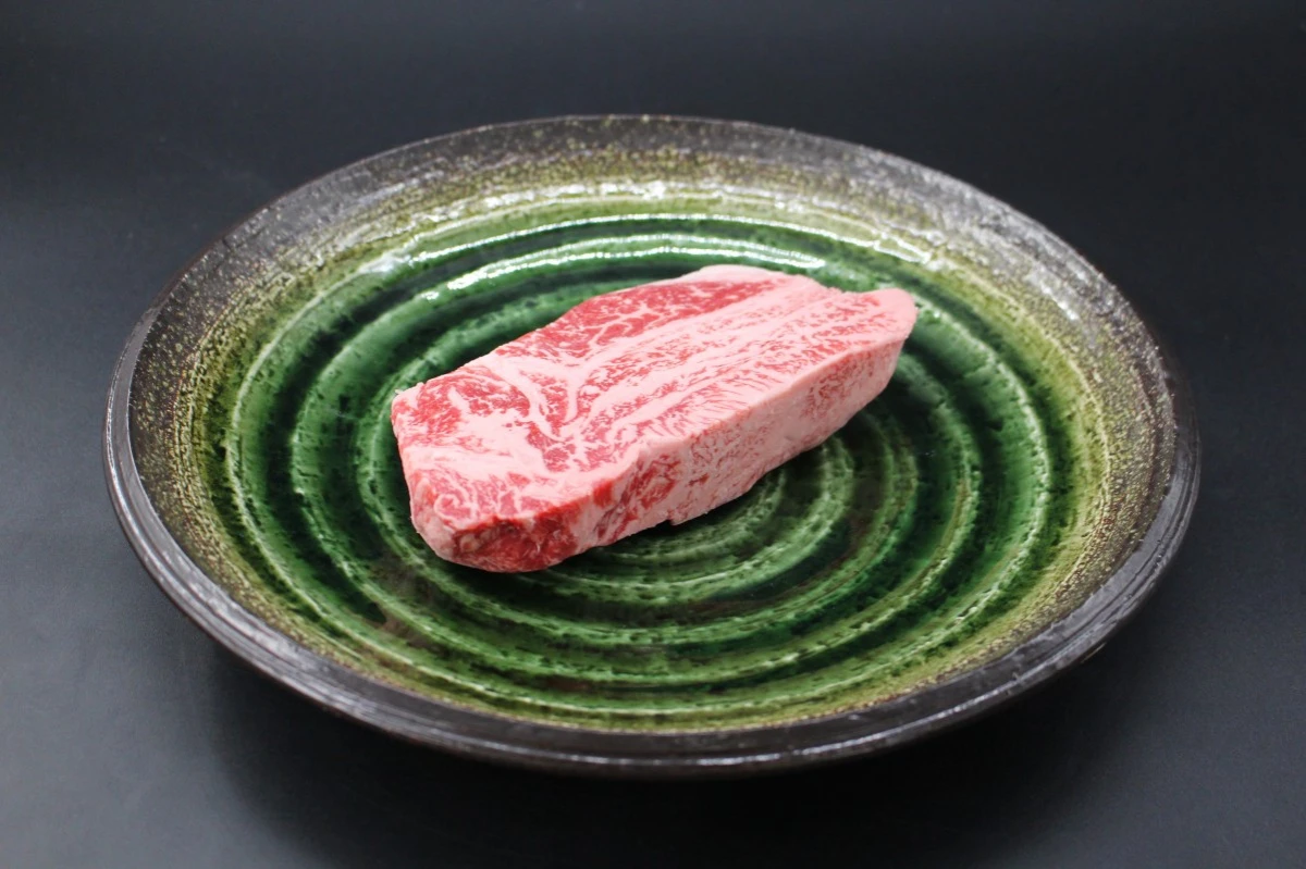 【現品限り】近江牛訳あり塊270ｇ