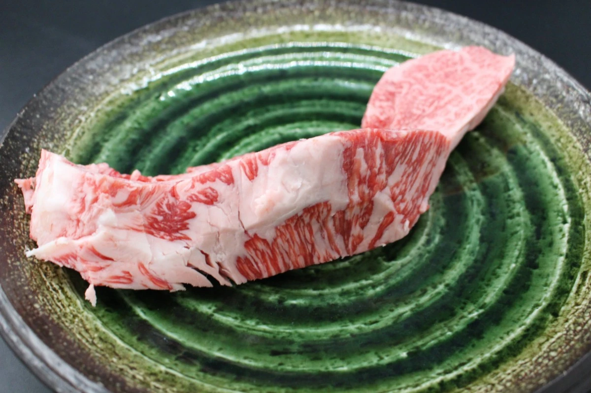 【現品限り】近江牛訳あり塊440ｇ※一部薄いとこあり