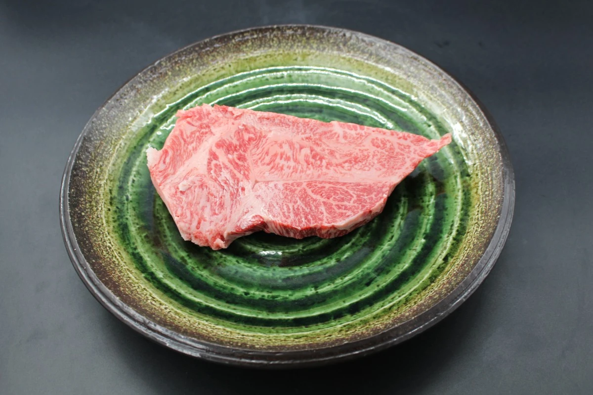 【現品限り】近江牛訳あり塊420ｇ