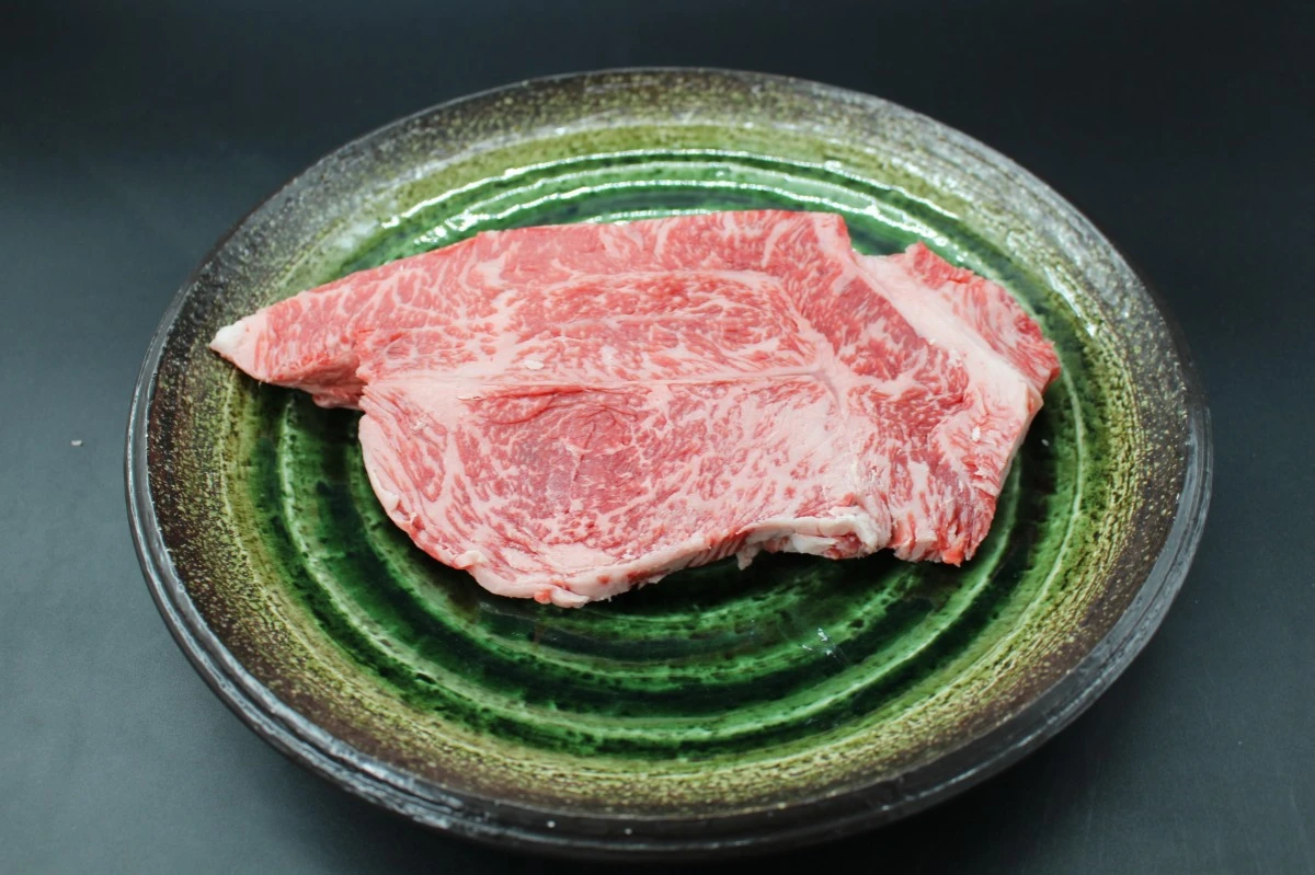 【現品限り】近江牛訳あり塊530ｇ