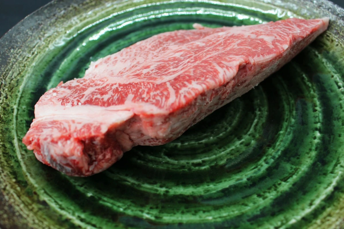 【現品限り】近江牛訳あり塊530ｇ