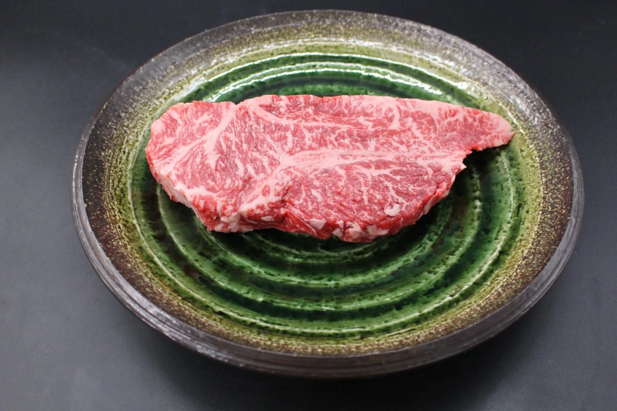 【現品限り】近江牛訳あり塊520ｇ