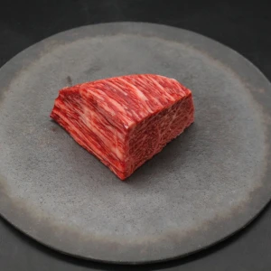 【新登場びわこ熟成近江牛】オオモモ塊肉369g