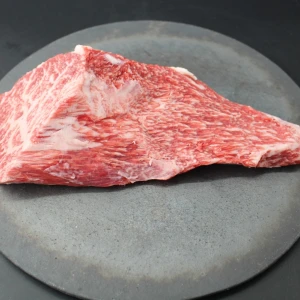 【現品限り】近江牛トモサンカク(ヒウチ)塊肉525g