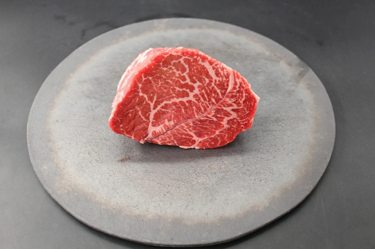 【現品限り】近江牛マルシン塊肉513g【レア商品】