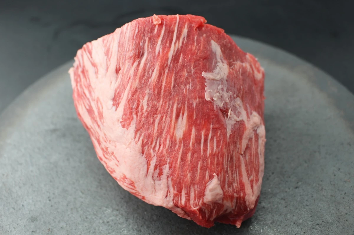 【現品限り】近江牛マルシン塊肉513g【レア商品】