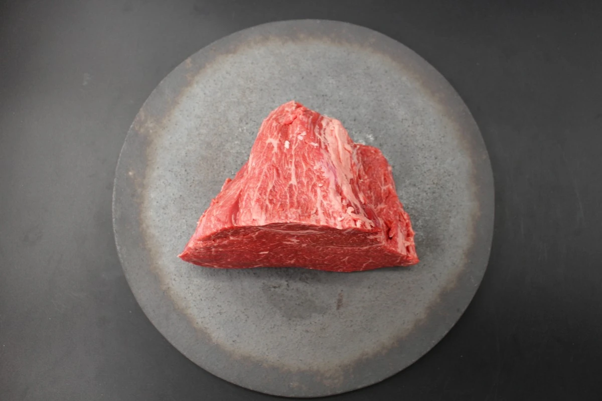 【おうみ肉の日】超激レア!!近江牛ランプ塊肉663ｇ【ステーキ・焼肉・BBQに!】